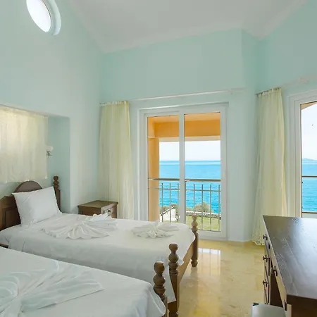 Villa Denize Sifir Ozel Plajli *