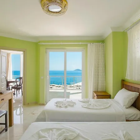Villa Denize Sifir Ozel Plajli